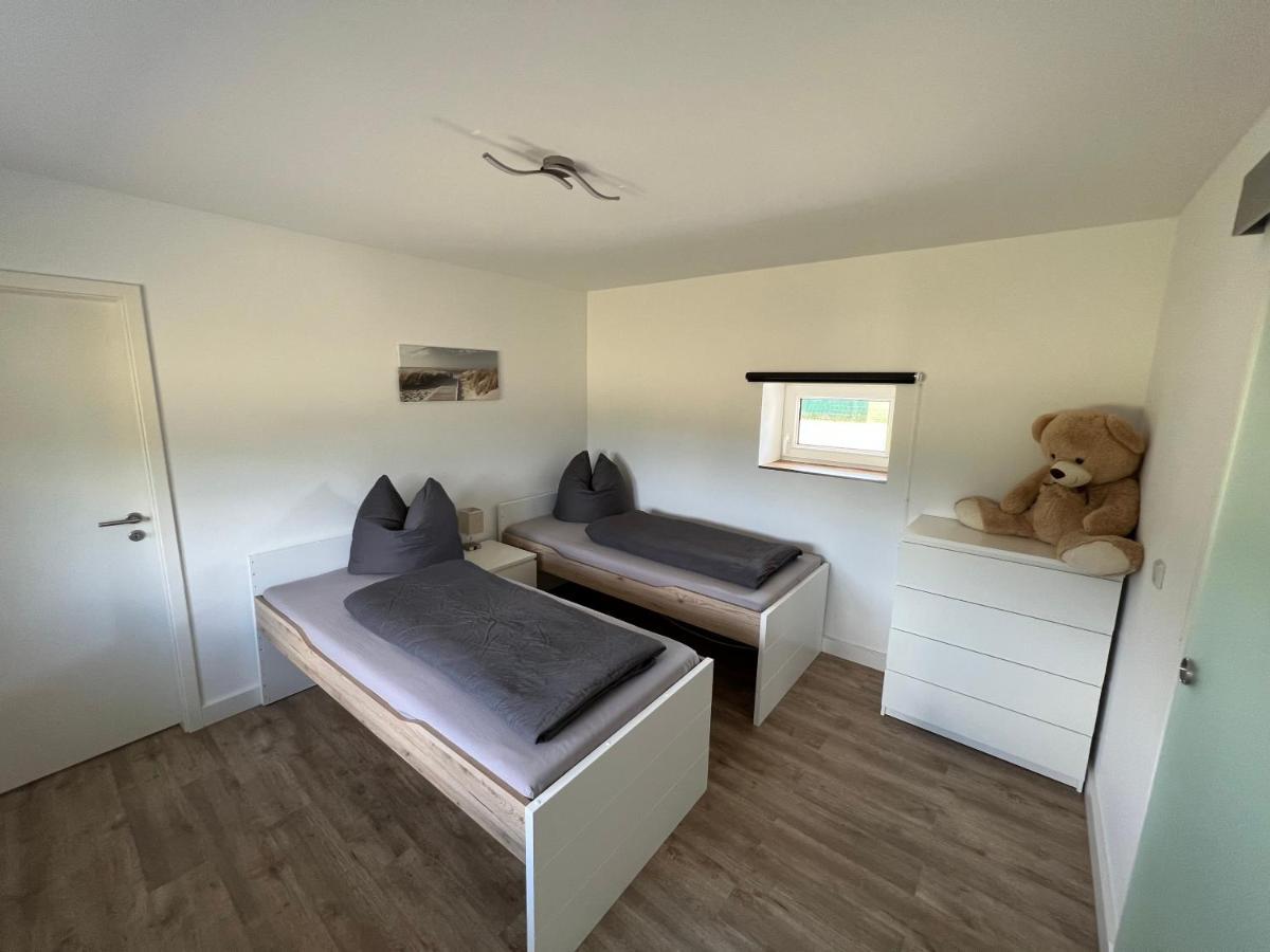 Bungalow 4 Schlafzimmer 8 Personen Parkplatz Grundstueck Garten Lipsk Zewnętrze zdjęcie